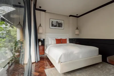 Kin's Signature mit Stadtblick, kostenloser Nachmittagstee — KiN Hotel Đông Du